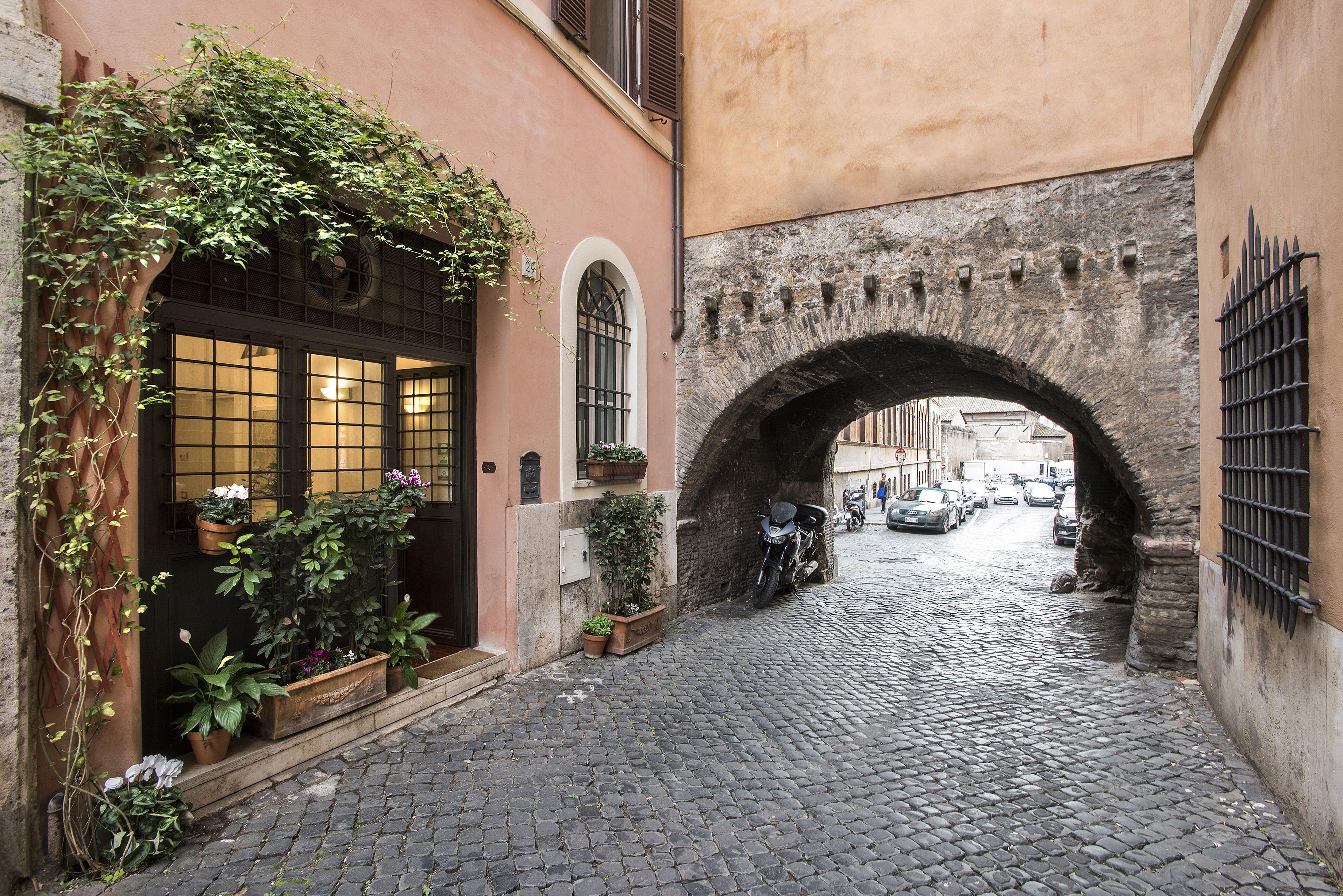 B&B Arco Del Lauro