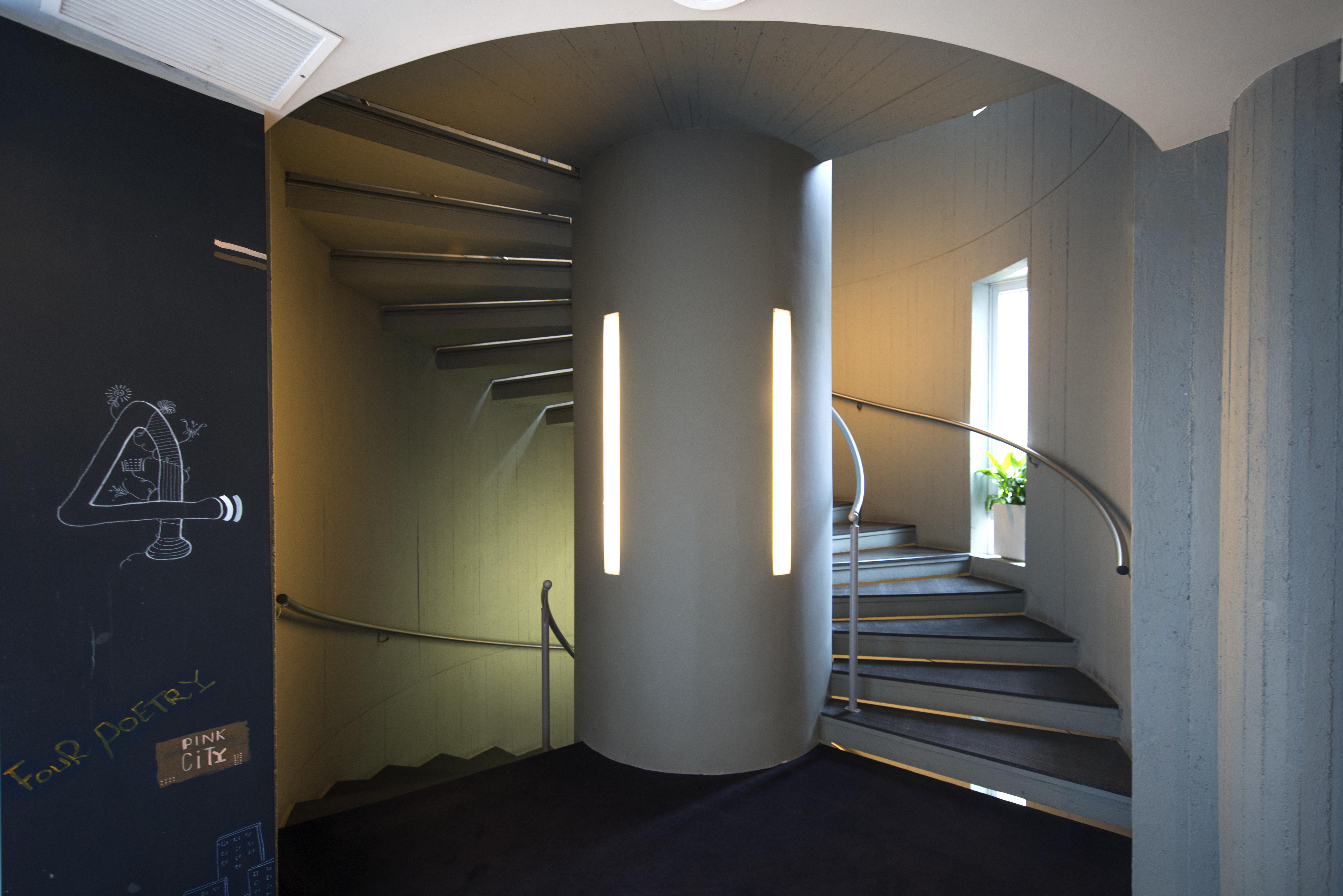 Twentyone Hotel